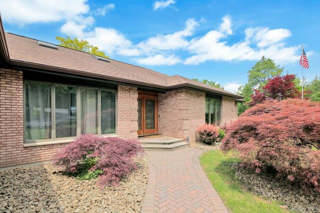 220 Oxford Road, Chester, NY 10918