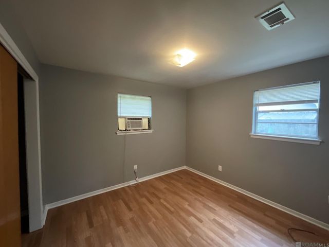 9418 Randall Ave, Denham Springs, LA 70726
