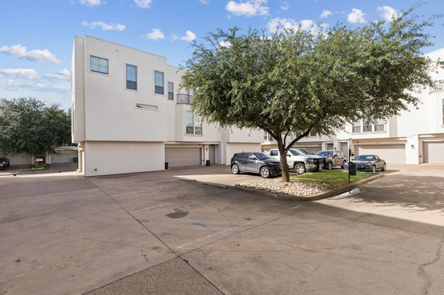2100 N Fitzhugh Avenue D, Dallas, TX 75204