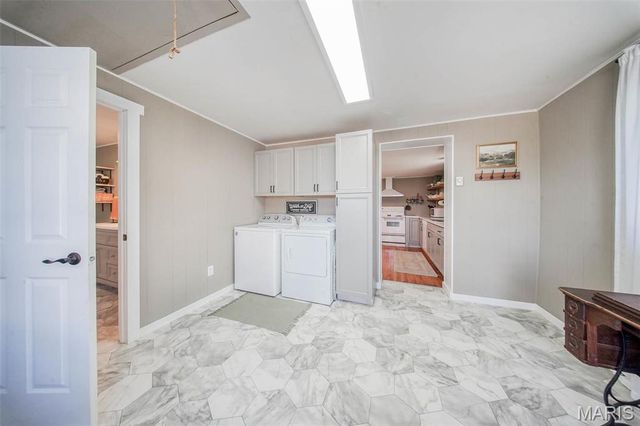 15227 County Road 1110, St James, MO 65559