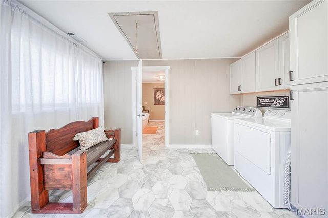 15227 County Road 1110, St James, MO 65559