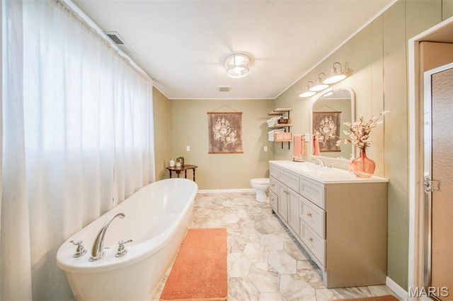 15227 County Road 1110, St James, MO 65559