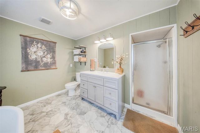 15227 County Road 1110, St James, MO 65559