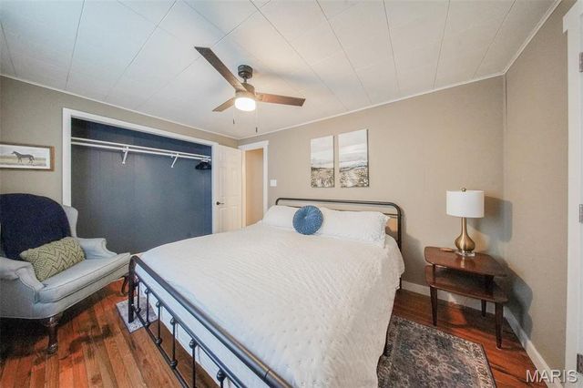 15227 County Road 1110, St James, MO 65559