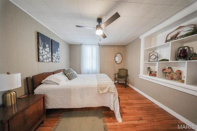 15227 County Road 1110, St James, MO 65559