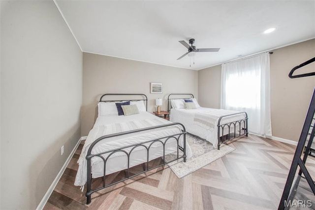 15227 County Road 1110, St James, MO 65559