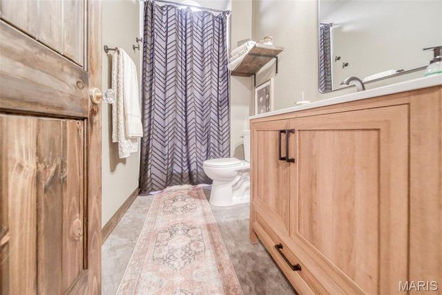 15227 County Road 1110, St James, MO 65559