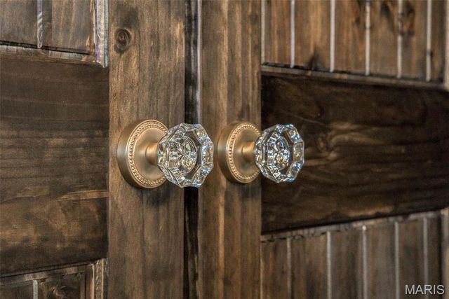 15227 County Road 1110, St James, MO 65559