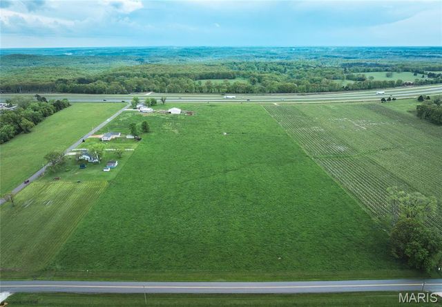 15227 County Road 1110, St James, MO 65559