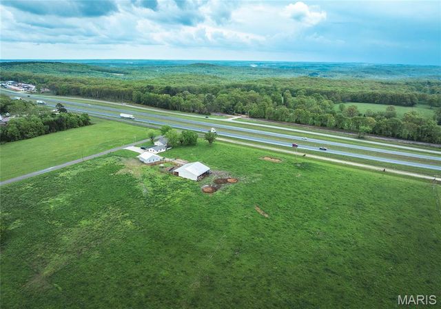 15227 County Road 1110, St James, MO 65559