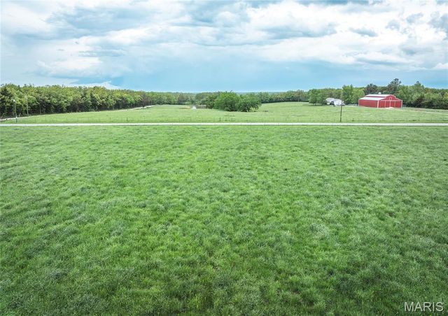 15227 County Road 1110, St James, MO 65559