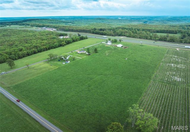 15227 County Road 1110, St James, MO 65559