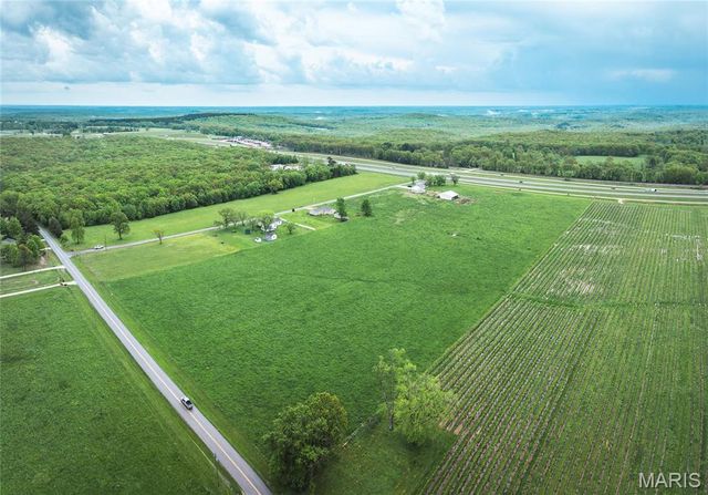 15227 County Road 1110, St James, MO 65559