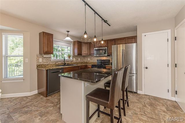 2829 Royallvalley Way, O'fallon, MO 63368
