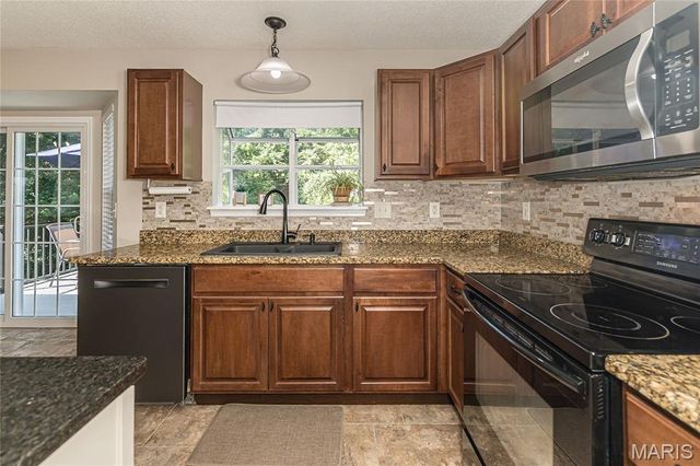2829 Royallvalley Way, O'fallon, MO 63368