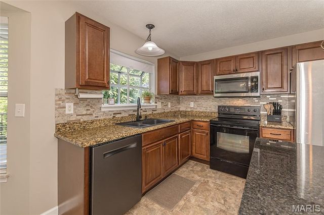 2829 Royallvalley Way, O'fallon, MO 63368