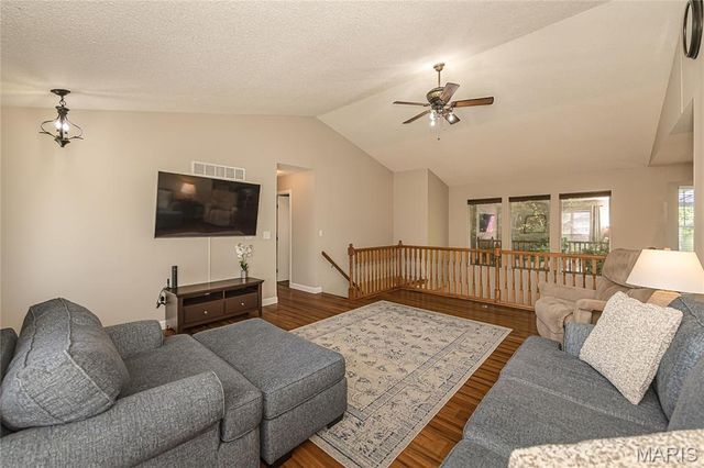 2829 Royallvalley Way, O'fallon, MO 63368