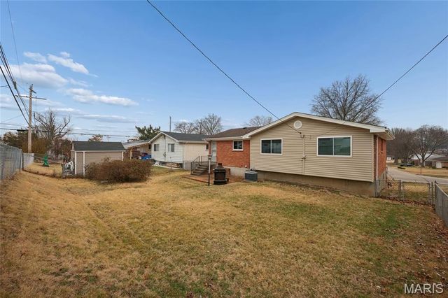 4635 Candace Drive, St Louis, MO 63123