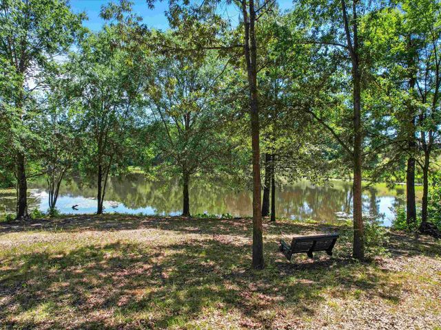 800 John Dean Rd, Gilmer, TX 75644