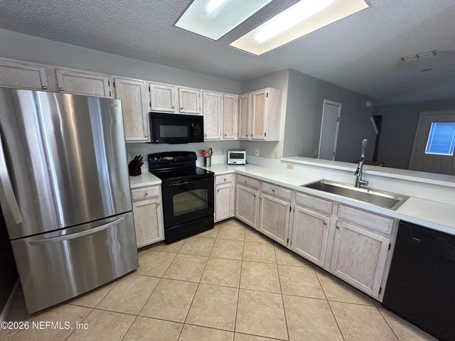 7780 COATBRIDGE Lane S, Jacksonville, FL 32244