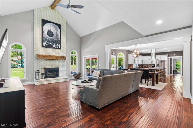 5130 Hecker Drive, Richfield, OH 44141