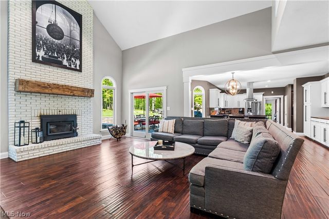 5130 Hecker Drive, Richfield, OH 44141