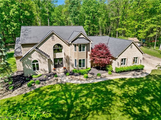5130 Hecker Drive, Richfield, OH 44141
