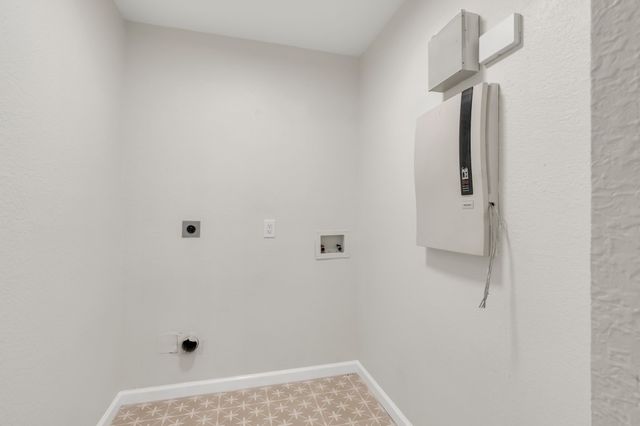 438 Stanley Falls Drive, Anna, TX 75409