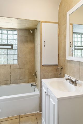 3256 186th Street, Lansing, IL 60438