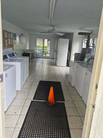 1500 N Congress Avenue Apt A44, West Palm Beach, FL 33401