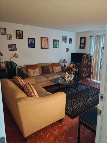 1500 N Congress Avenue Apt A44, West Palm Beach, FL 33401