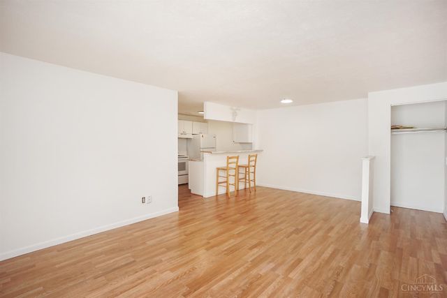 4117 North Bend Road, Cheviot, OH 45211