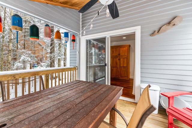 28 Old Spring Drive, Grantham, NH 03753