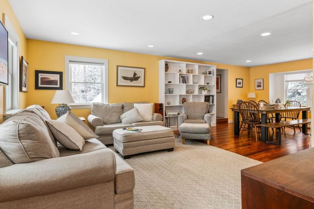 28 Old Spring Drive, Grantham, NH 03753