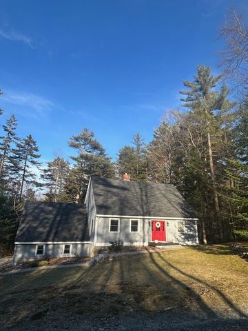 28 Old Spring Drive, Grantham, NH 03753