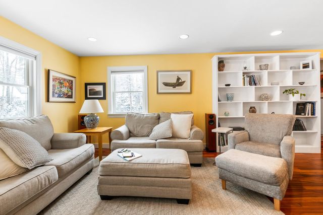 28 Old Spring Drive, Grantham, NH 03753