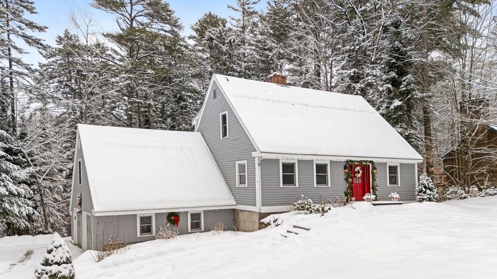 28 Old Spring Drive, Grantham, NH 03753