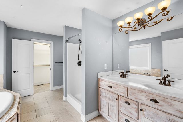 202 Bell Orchard Drive, Hayesville, NC 28904