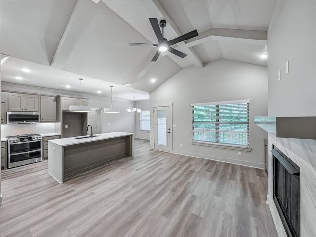 11 Penwith Lane, Bella Vista, AR 72715