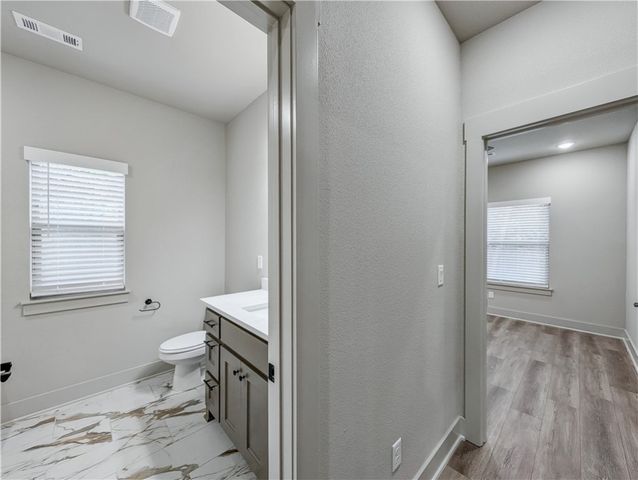 11 Penwith Lane, Bella Vista, AR 72715