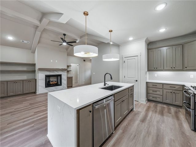 11 Penwith Lane, Bella Vista, AR 72715