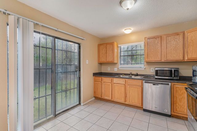 10359 Chelmsford Drive, Dallas, TX 75217