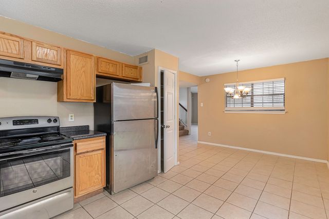 10359 Chelmsford Drive, Dallas, TX 75217
