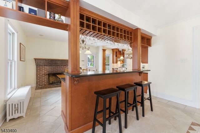 61 New St, Hampton Boro, NJ 08827