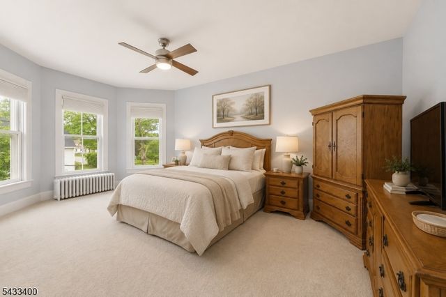 61 New St, Hampton Boro, NJ 08827