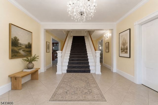 61 New St, Hampton Boro, NJ 08827