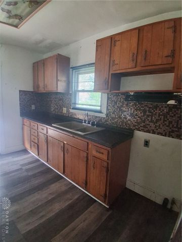 847 Dow Street, Dayton, OH 45402
