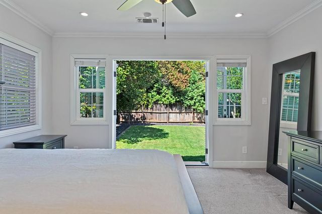 2732 14th St, Sacramento, CA 95818