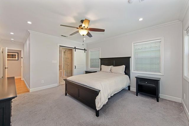 2732 14th St, Sacramento, CA 95818