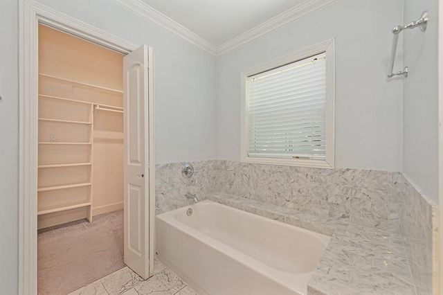 2732 14th St, Sacramento, CA 95818